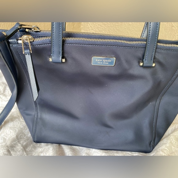 Kate Spade NY DAWN BREEZY MEDIUM SATCHE Navy Blue Crossbody Strap Nylon Bag - Picture 3 of 10